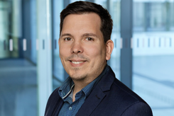 Herr Dr. Andrew Isaak